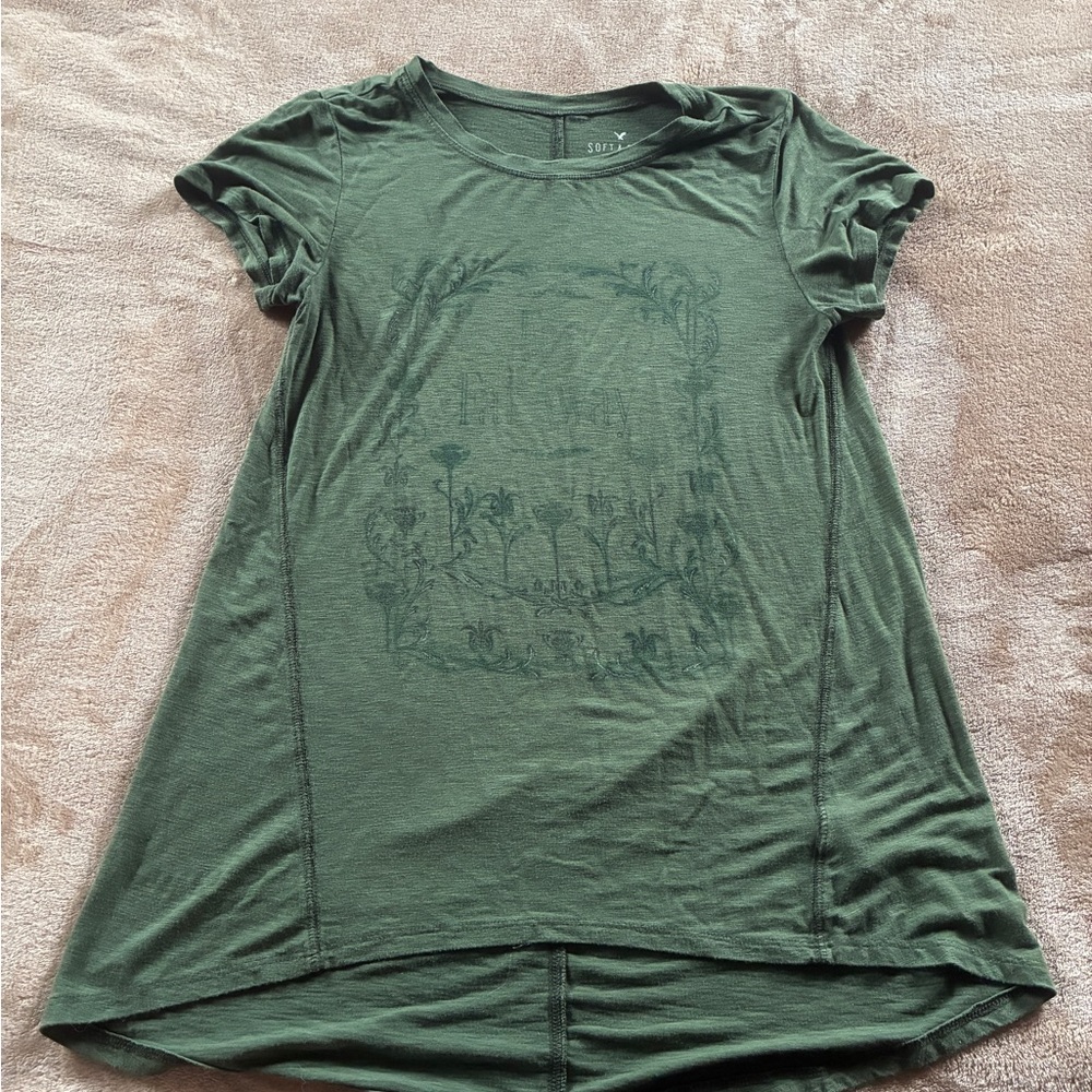 American Eagle Outfitters Forest Green Graphic Tee